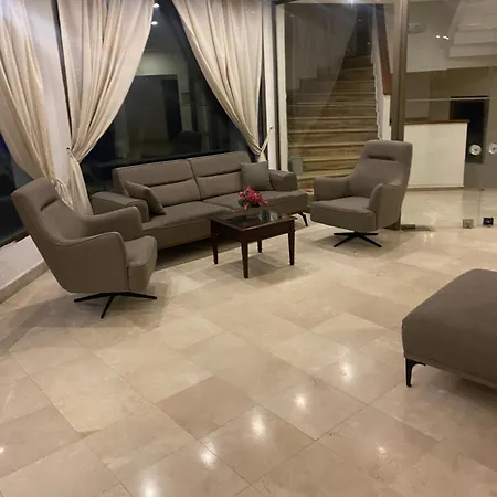 Hotel Amilla